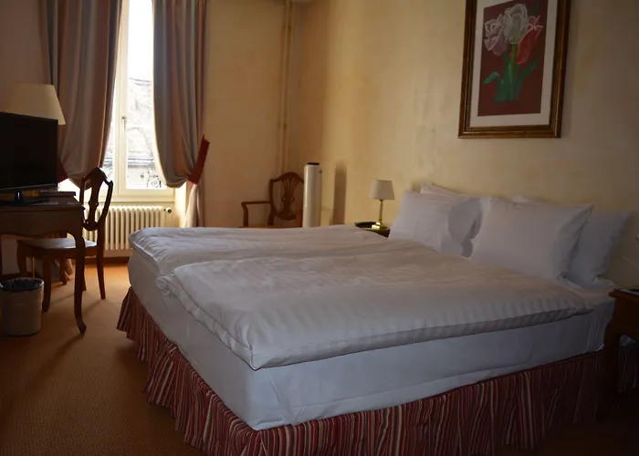 Hotel De La Couronne